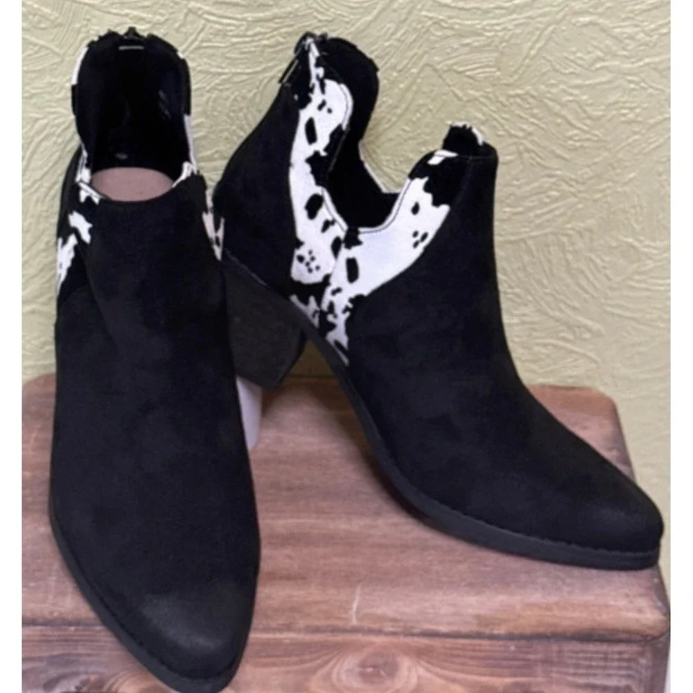 Pierre Dumas West-4 Black Cow Print Cutout Ankle Boots Size 6.5 Western Booties